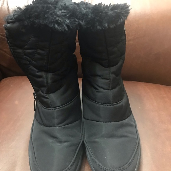 Artica Winter Boots - Picture 3 of 6